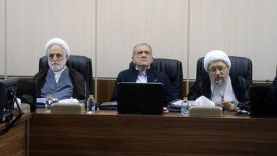 آیت الله آملی لاریجانی: بررسی FATFبه هیچ عنوان به مجمع ارجاع نشده است