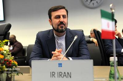 ماجرای کاظم غریب آبادی و خودکار طلا در مذاکرات عمان چیست؟