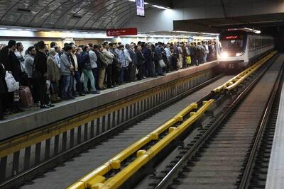 کارکنان مترو: علت اصلی حادثه پیش آمده برای یکی از قطارهای خط ۵ مترو تهران، فرسایش ناوگان و متصل کننده‌های لوکوموتیو بود