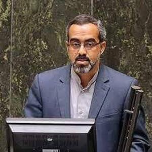 ایزدخواه: عقلای قم دستور کار و راهبرد به مجلس ارائه دهند