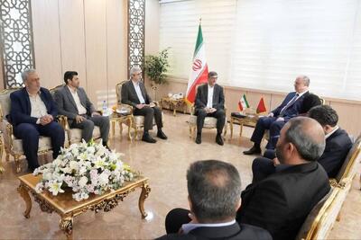 استاندار لرستان : آماده گسترش همکاری‌های اقتصادی، گردشگری و صنعتی با بلاروس هستیم