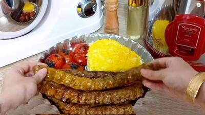 طرز تهیه کباب کوبیده لذیذ رستورانی + ترفند چرب شدن و نریختن کوبیده