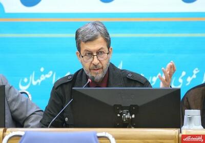 نهادهای مختلف استان اصفهان در جذب اعتبار ضعیف عمل می کنند/هشدار استاندار به بانک‌ها