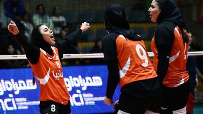 عرض اندام در جمع بزرگان آسیا