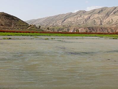 جاده دسترسی سه روستای عرب‌رودبار این شهرستان زیر آب رفت