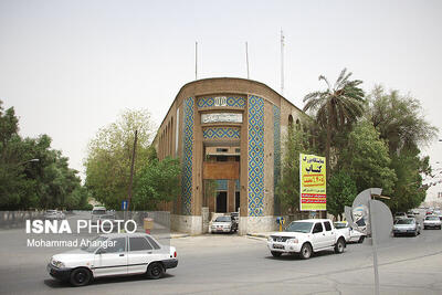 عزمی برای احیای ساختمان سه‌گوش اهواز