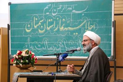 سنگر معنوی نماز جماعت در مدارس استان سمنان تقویت شود