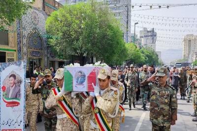 تشییع پیکر جانباز شهید «علی اکبر بهمنی» در مشهد