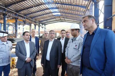 استاندار لرستان: فقط پشت میزها نخواهیم نشست!