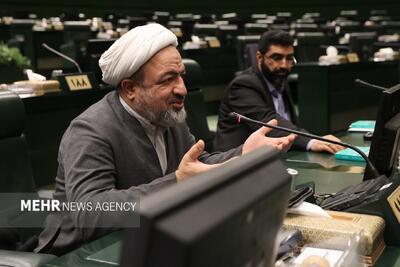 رسایی: مجمع تشخیص مصلحت نظام در بررسی پالرمو و CFT دقت کند