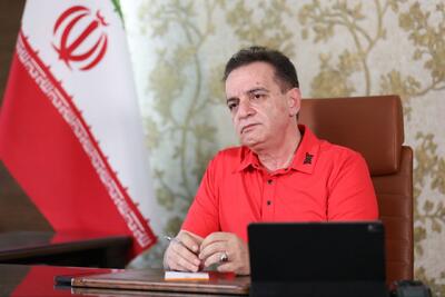 عزیزی حلقه گمشده مدیریت بود؛ زنوزی: از آقای تاج و اعضای کمیته‌های انضباطی و اخلاق تشکر می‌کنم - پارس فوتبال