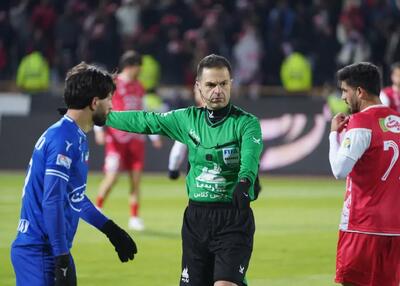 بنیادی‌فرد پرسپولیس - سپاهان را فیلمبرداری می‌کند