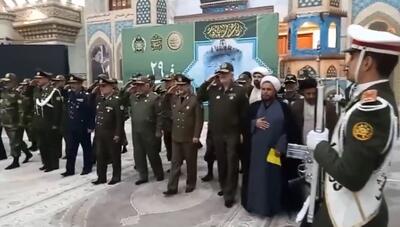 جمعی از فرماندهان و کارکنان ارتش با آرمانهای امام تجدید میثاق کردند