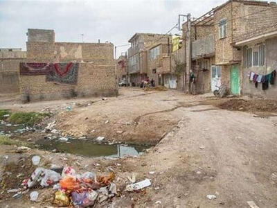 کرمانشاه 350 هزار حاشیه نشین دارد