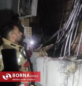 آتش‌سوزی ساختمان مسکونی در محله کارمندان/دو نفر دچار دودگرفتگی شدند