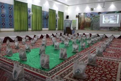 ۲۵ بسته حمایتی به خانواده زندانیان اردستان اهدا شد