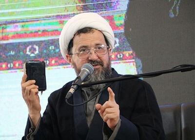 بعضی‌ها خدا را با کدخدا قاطی کرده‌اند