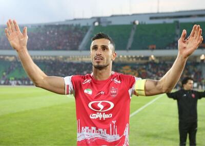 سوپرگل آقای گل پرسپولیس به سپاهان +فیلم - پارس فوتبال
