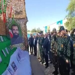 رژه نیروهای مسلح در اهواز؛ تجلی آمادگی دفاعی در روز ارتش