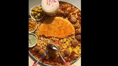 عدس پلو درباری با ته دیگ طلایی