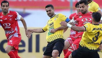چراغ قهرمانی برای سرخ‌ها خاموش شد؛ پرسپولیس، سپاهان را در کورس نگه داشت