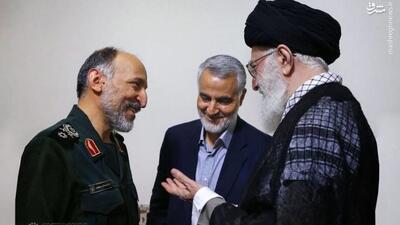 عکس/ دو شهید در محضر رهبر انقلاب