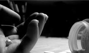چرا زنان بیشتر به خودکشی فکر می‌کنند؟