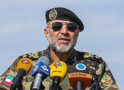 فرمانده نیروی زمینی ارتش: امروز هیچ خطری نظام ما را تهدید نمی‌کند / دست ما همواره روی ماشه است تا در صورت نیاز، پاسخی قاطع و دندان‌شکن به هر تهدیدی علیه ایران بدهیم