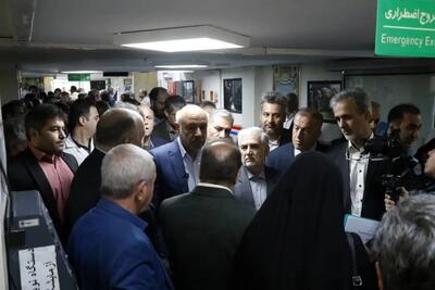 بازدید وزیر رفاه از مجتمع درمانی و نمایشگاه توانمندی های میانه