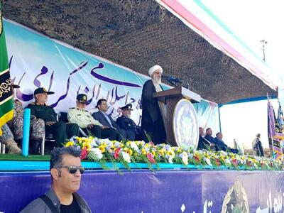 ارتش مقتدر یکی از پایه‌های اصلی قدرت ملی و بازدارندگی در عرصه بین‌المللی است