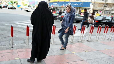 توضیح رادان درباره کسانی که پیامک بی حجابی را قبول ندارند+فیلم
