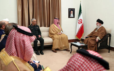 اهداف سفر  «برادرِ بن سلمان» به ایران در آستانه دور دوم مذاکرات ایران و آمریکا