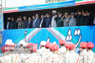 ارتش جمهوری اسلامی ایران حافظ استقلال و یاور ملت