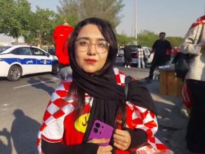 هوادار پرسپولیس مقابل دوربین خبرورزشی: دست کارتال از اول خالی بود؛ سپاهان را با دو گل می‌بریم! - پارس فوتبال