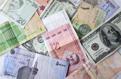 قیمت دلار بازار غیر رسمی با یک ساعت تاخیر ۸۶ هزار و ۲۰۰ تومان