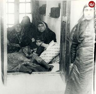 عکس/ شکل و شمایل زنان حرمسرای ناصرالدین شاه ۱۵۴ سال پیش با در حال استراحت | اقتصاد24