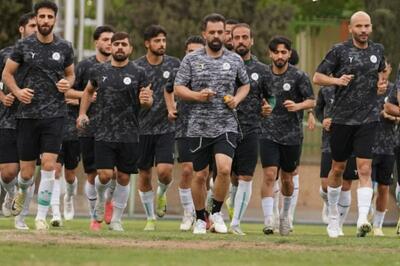 تمرینات ذوب‌آهن 4 روز تعطیل شد