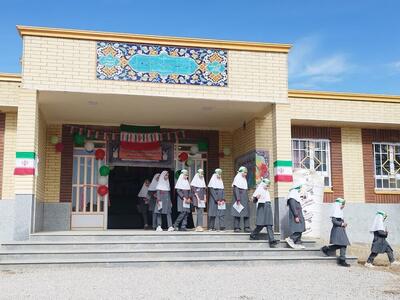 انگیزه خیران برای مدرسه‌سازی تقویت شود
