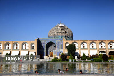مسجدی که روزگاری مرکزیت علمی شیعه در میدان نقش‌جهان بود