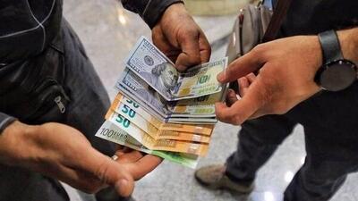 اختلاف نرخ دلار آزاد و توافقی چقدر شد؟