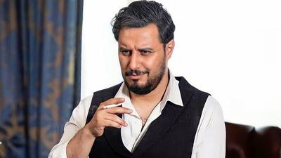 استایل شیک و جدید جواد عزتی در اکران سریال جدیدش (عکس)