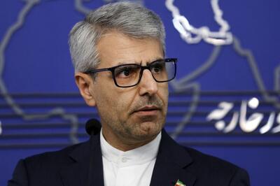سخنگوی وزارت خارجه: امروز دومین دور مذاکرات ایران- آمریکا با وساطت وزیر خارجه عمان در شهر رم انجام خواهد شد / با چشمانی باز و کوله‌باری از تجربه‌های گذشته، گام برمی‌داریم
