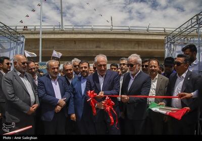 سفر معاون رئیس جمهور و رئیس سازمان برنامه و بودجه به شیراز- عکس صفحه استان تسنیم | Tasnim