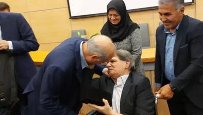 تقدیر از دو داور بازنشسته در اجلاس وی ای ار