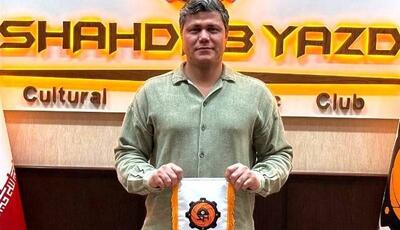مهدی مهدوی با شهداب تمدید کرد