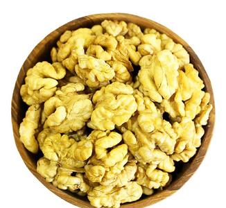 امگا۳ موجود در گردو با یک وعده ماهی برابری می‌کند (فیلم)