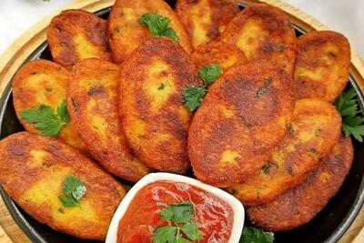 طرز تهیه کوکوی سوسیس خوشمزه و ساده