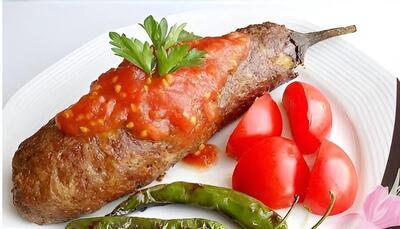 طرز تهیه کُز سارماسی؛ غذای سنتی و مجلسی ترکی با بادمجان