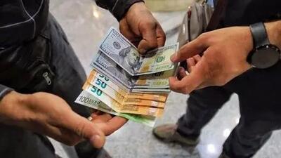 پیش‌بینی صرافان درباره دلار ۷۰ هزار تومانی: واقعیت یا شایعه؟