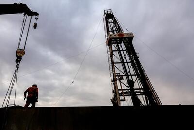 عملیات حفاری نخستین چاه میدان نفتی سهراب به‌زودی آغاز می‌شود